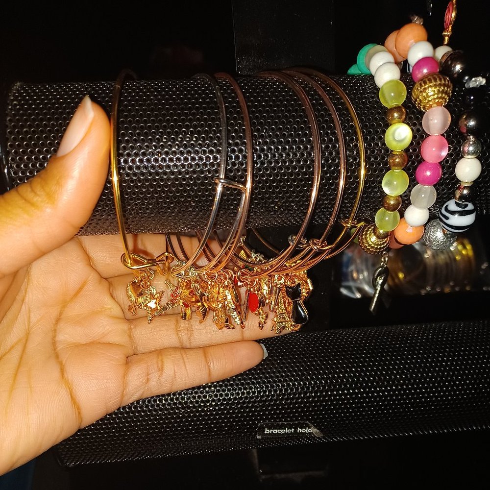 Bracelets by Zoii™️